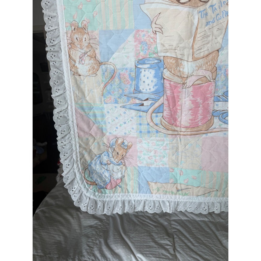 Vintage Peter Rabbit Print Baby Quilt - Picture 5 of 15